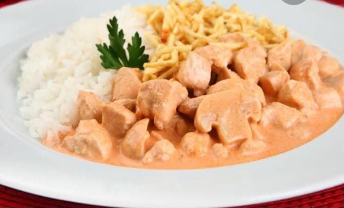 Strogonoff de Frango