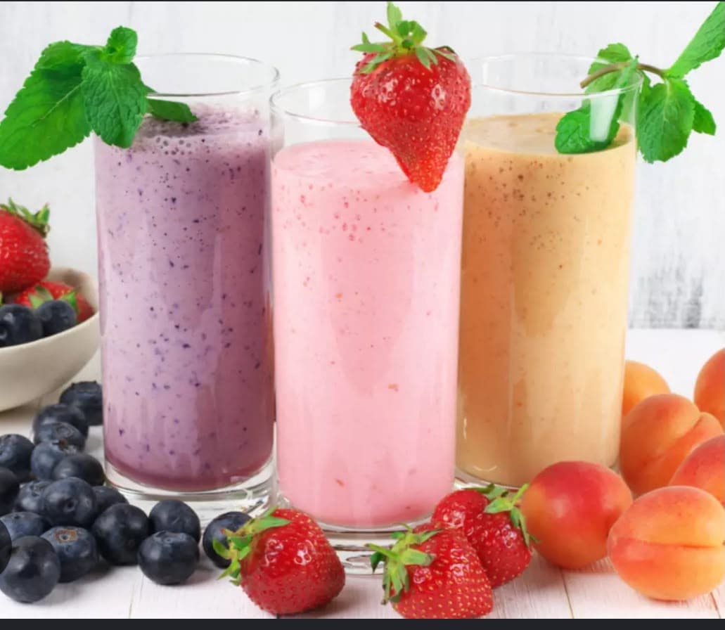 Vitamina( conferir disponibilidade da fruta) Banana ou morango
