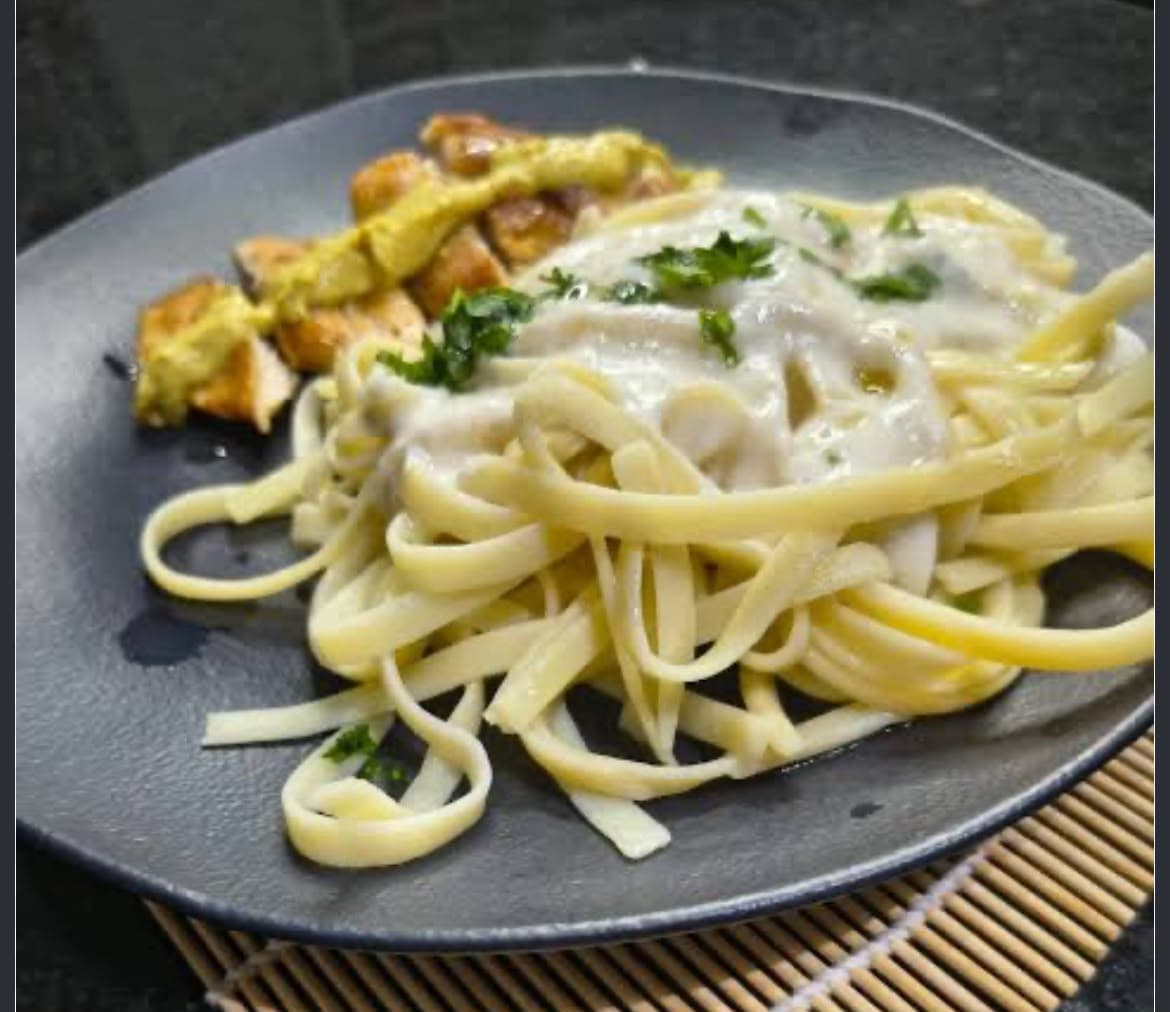 Fettuccine ao Molho Branco