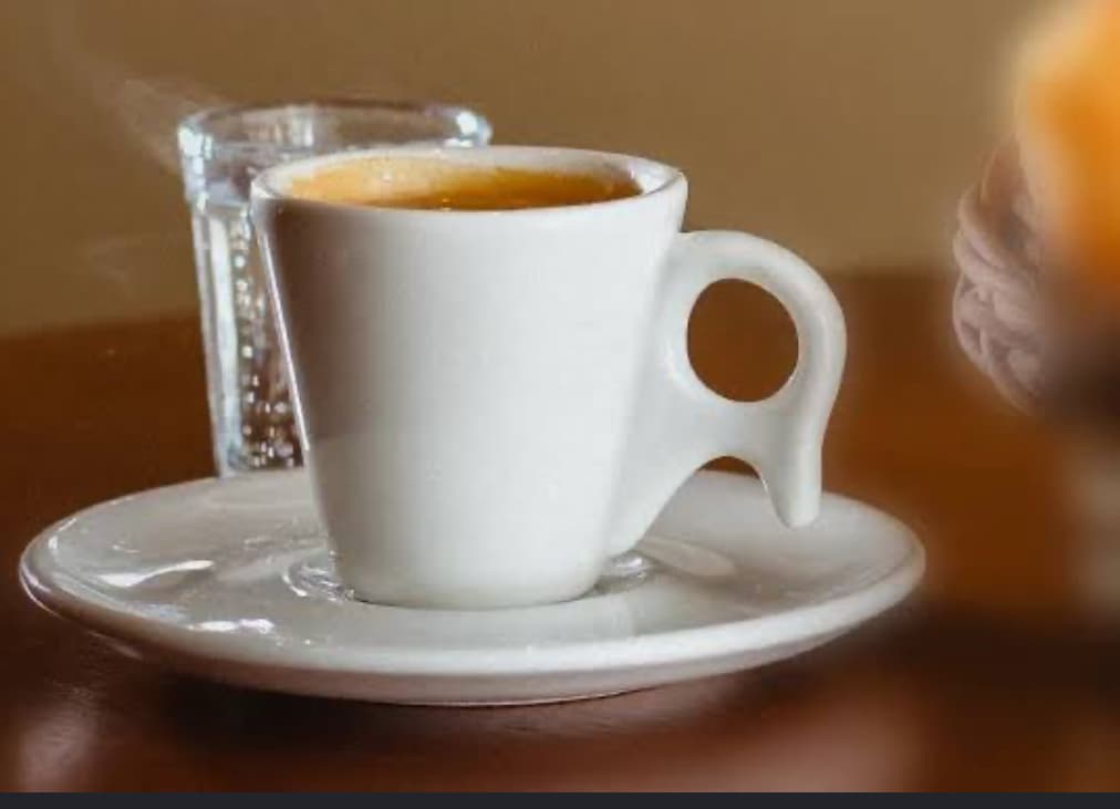 Café médio